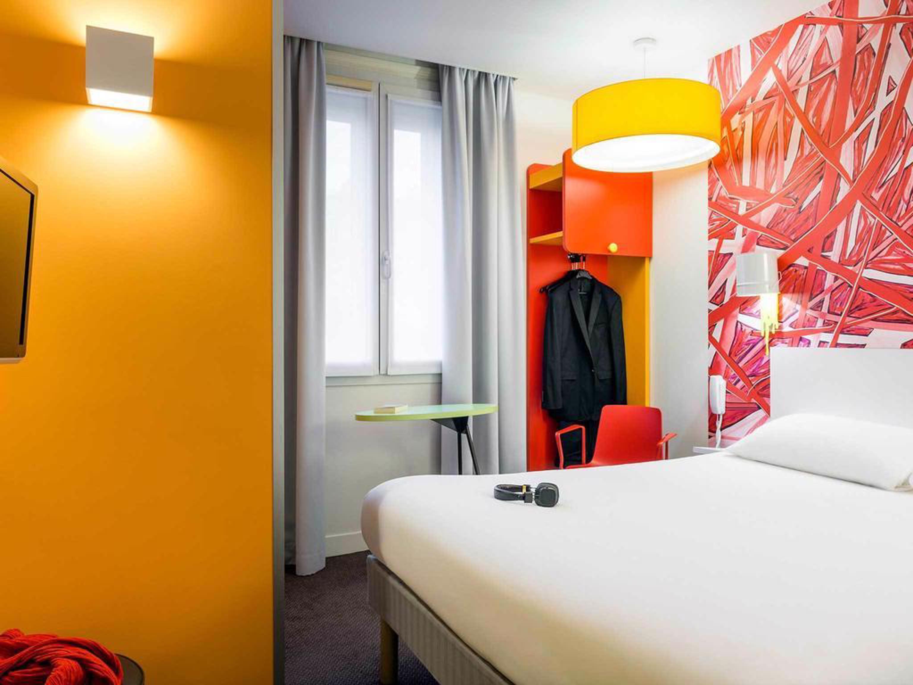 Ibis Styles Paris La Defense Courbevoie Hotel Exterior photo